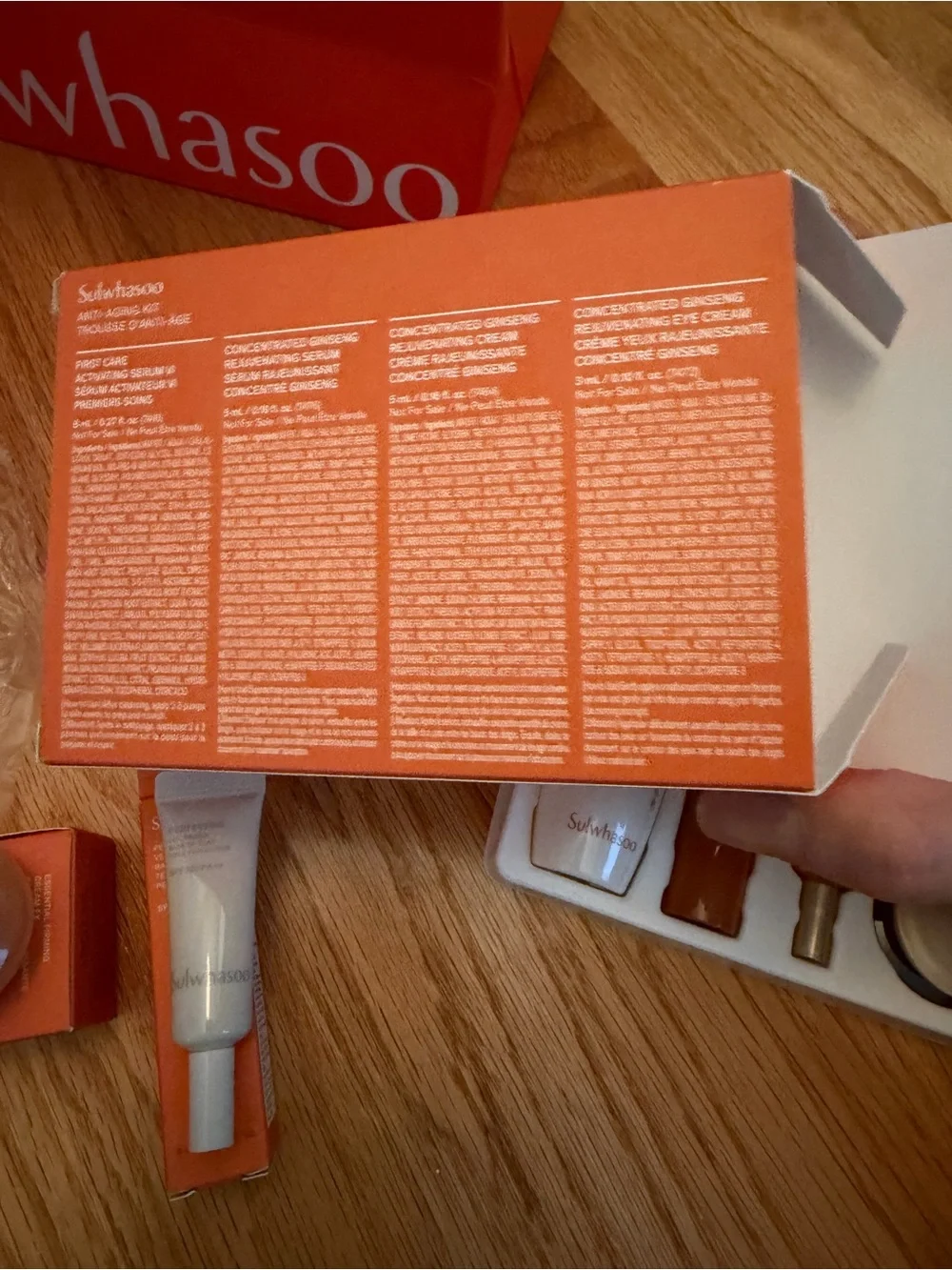Sulwhasoo Women’s Skincare Serum & Face Oil Travel Set in Orange